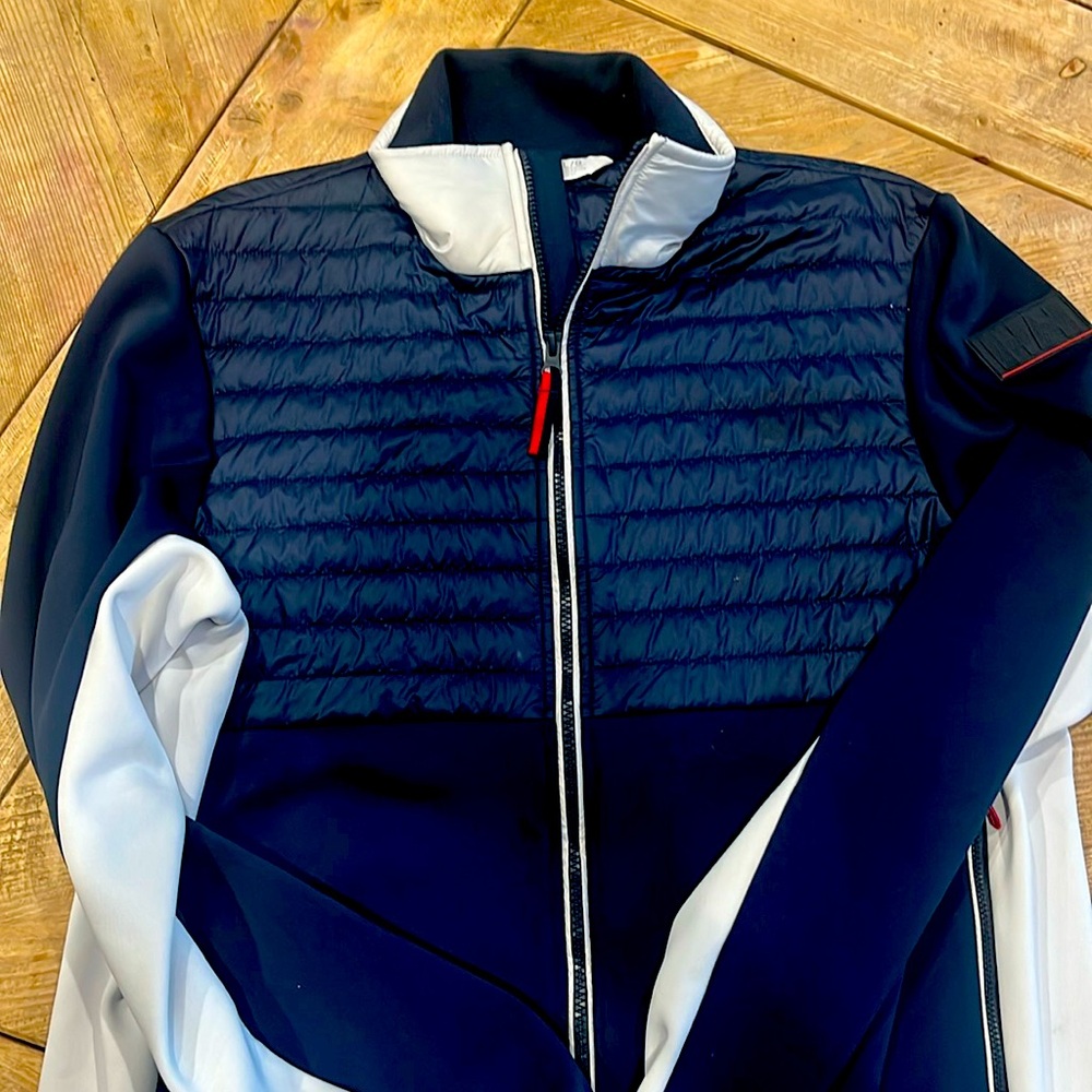 Spring sale, men’s large, Helly Hansen hybrid, puffer, perfect condition.